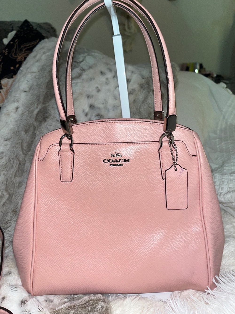 Coach Minetta Crossbody #F34663. Color Blush!